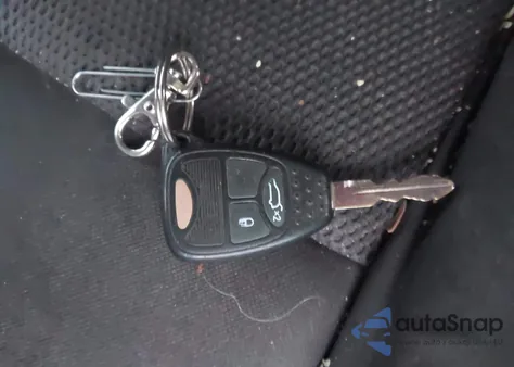 2010 Chrysler Sebring Touring из США, поврежденный, VIN 1C3CC4FB2AN207616